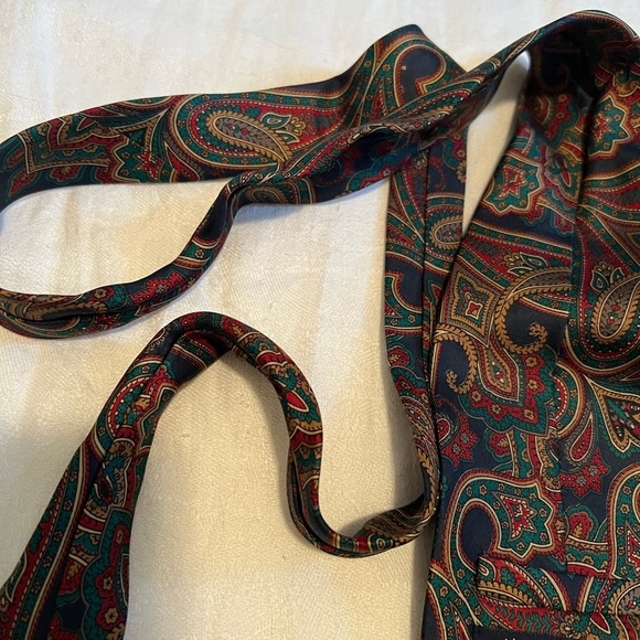 Smithsonian Institution 100% silk tie. Paisley design. - Picture 5 of 5
